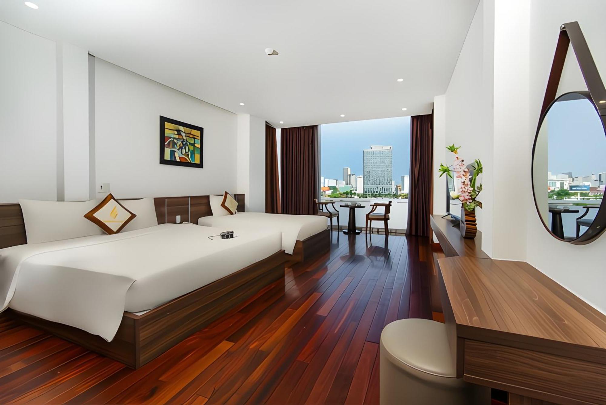 Hoang Linh Riverside Hotel Danang Ngoại thất bức ảnh