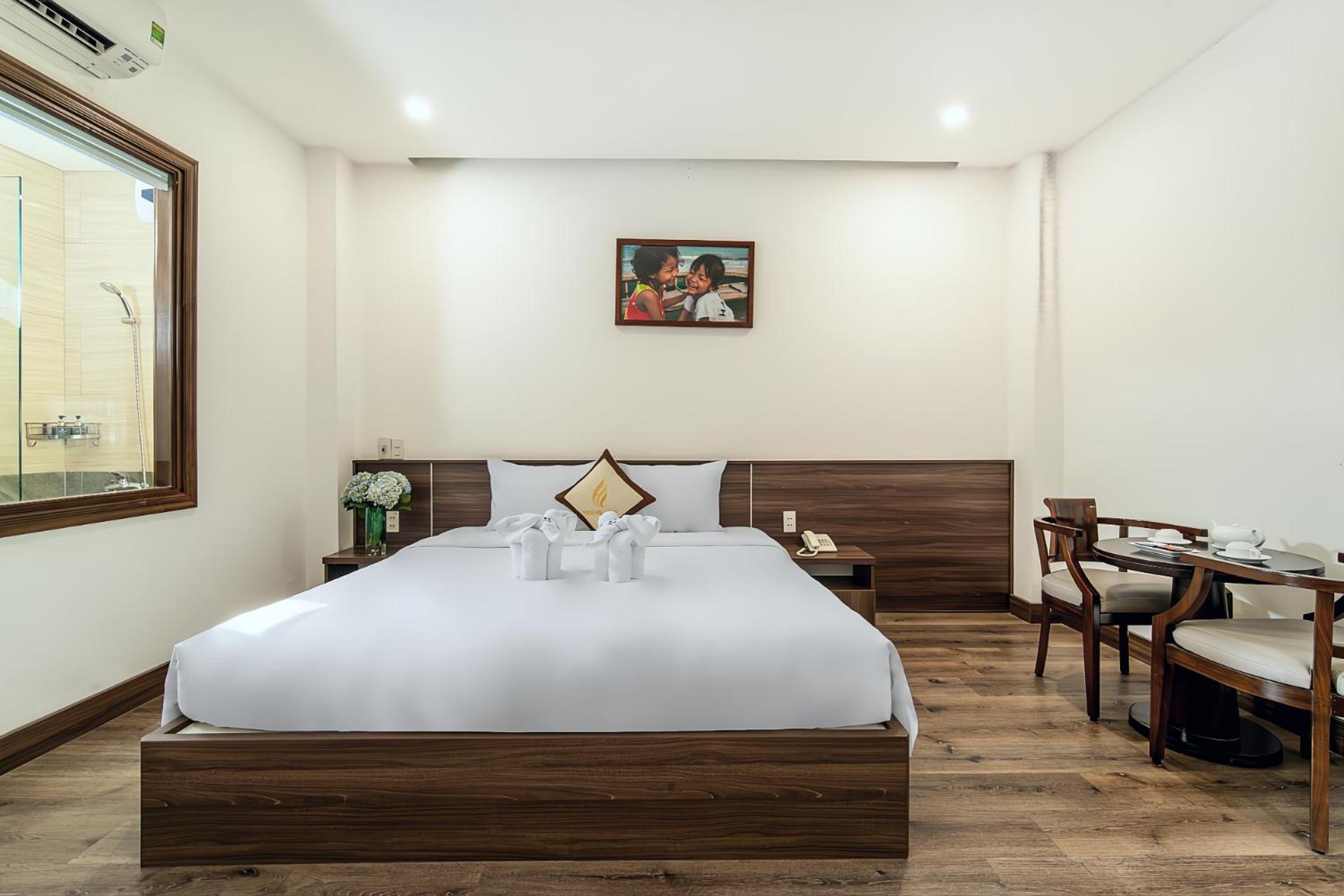 Hoang Linh Riverside Hotel Danang Ngoại thất bức ảnh