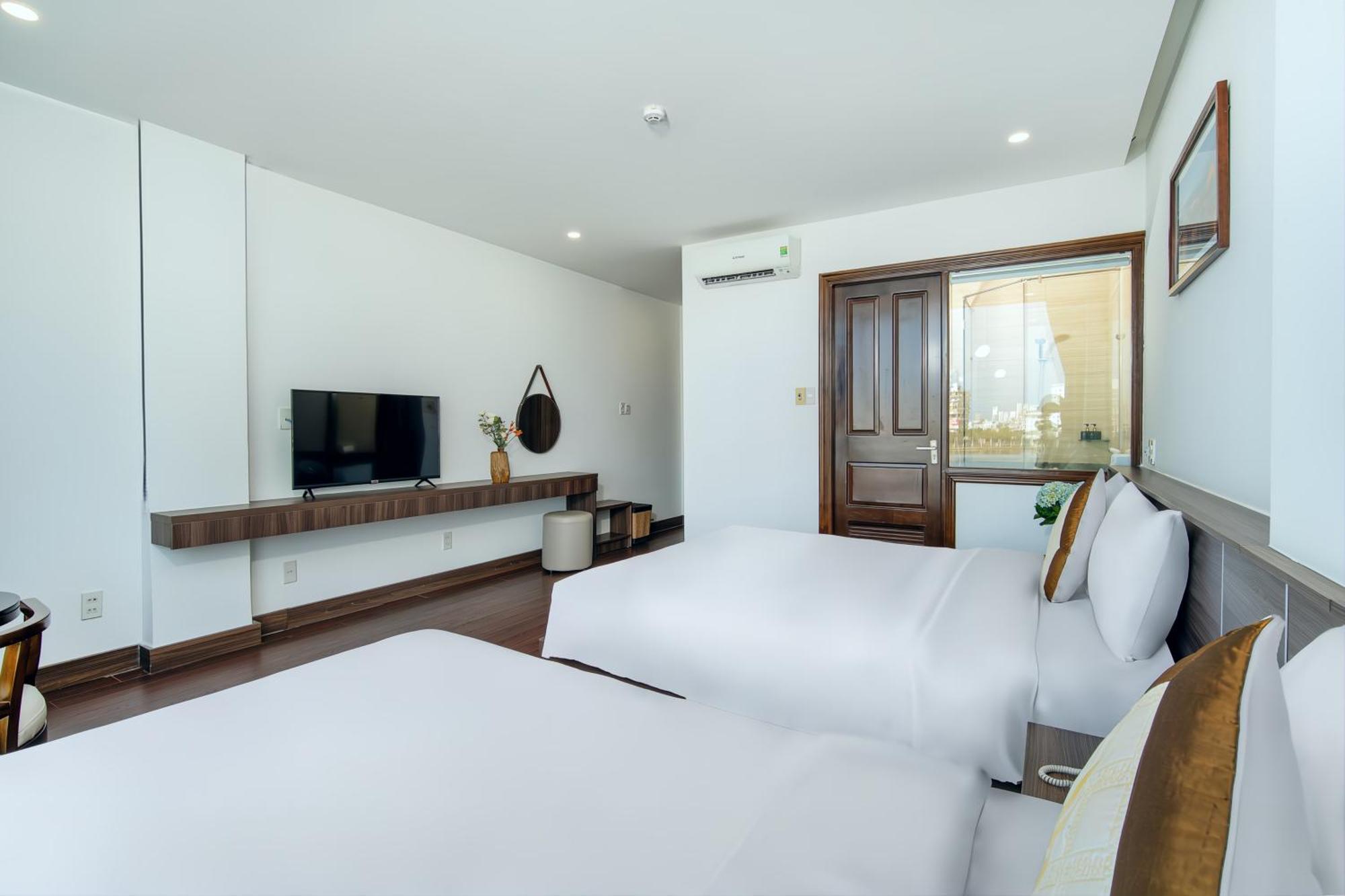 Hoang Linh Riverside Hotel Danang Ngoại thất bức ảnh