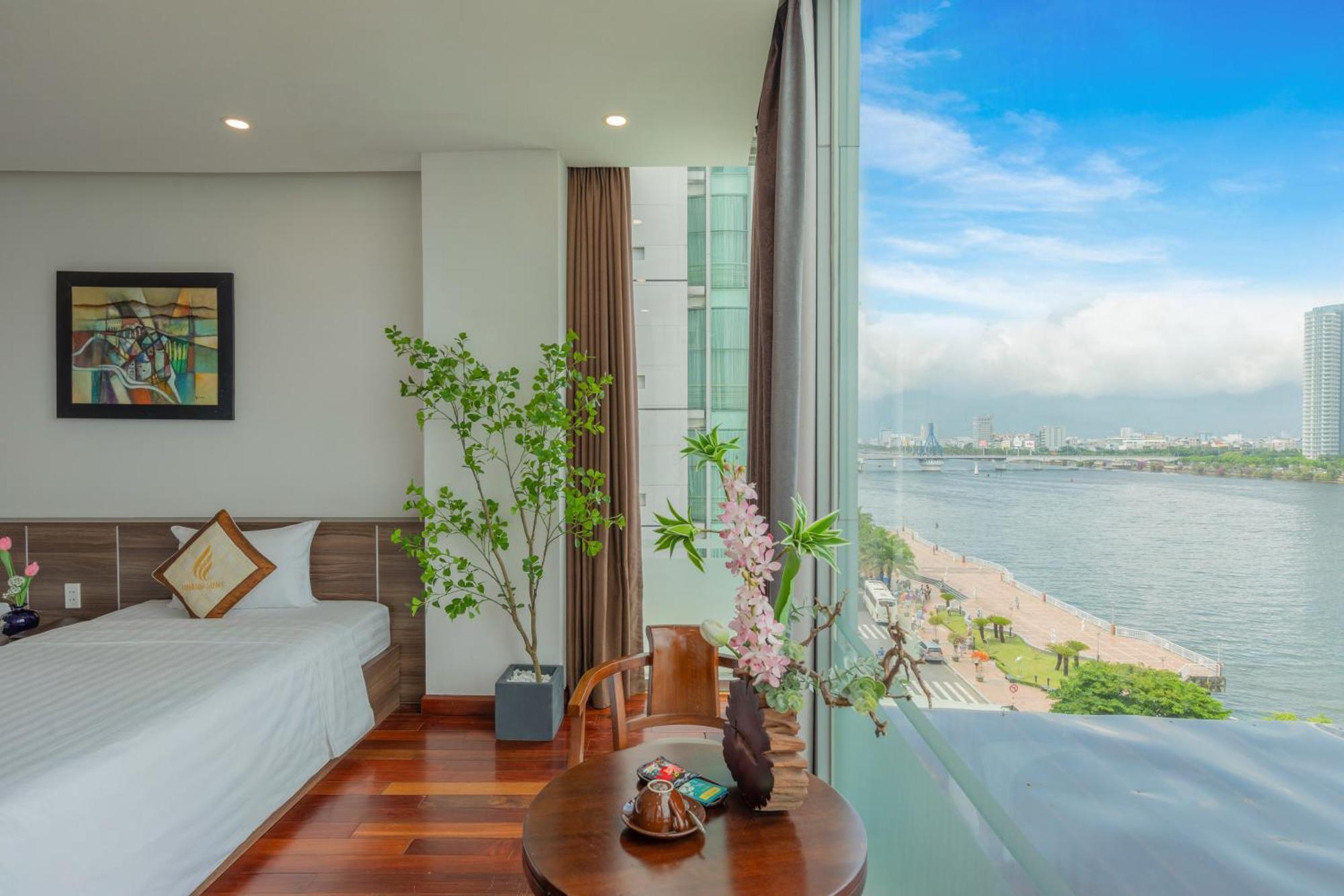 Hoang Linh Riverside Hotel Danang Ngoại thất bức ảnh